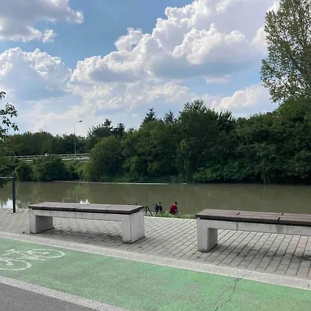 Apartmán S Terasou, Bezplatne Parkovanie